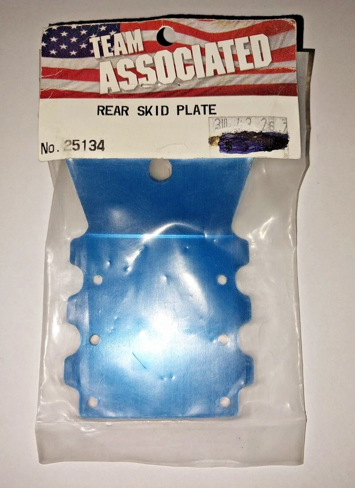 Team Associated RC 25134 Mgt Rear Skid Plate for Monster GT series - Image 1 of 2