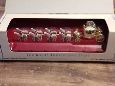 Matchbox Models Of Yesteryear Her Majesty's Gold State Coach #YY66 40th Anniv. - Image 1 of 3