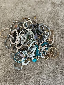 50 Stck. Posten Großhandel Armbänder gemischt natürlich nahtlos Perlen und Riemen alle neu - Bild 1 von 2