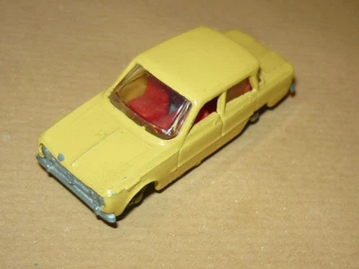 POLITOYS PENNY ALFA ROMEO GIULIA T.I. BERLINA SCALA 1/66 AUTOMODELLO MODEL CAR - Immagine 1 di 4