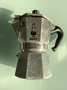 Bialetti Moka Express 2 Cup? Italian Coffee Stovetop Espresso Maker Percolator - Picture 1 of 9