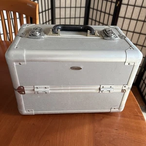 Estuche Tren Maquillaje Sephora Plateado Profesional 14x9x10 - Imagen 1 de 24