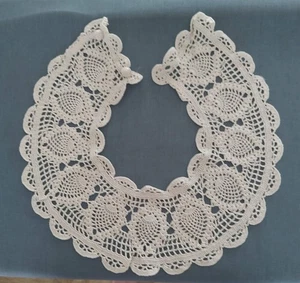 VINTAGE CROCHET COLLAR ~ WHITE COTTON THREAD ~ VERY GOOD CONDITION ~ BJ1 - Picture 1 of 1