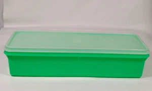 Vintage Tupperware 892 Veggie Celery Keeper Crisper Jadite Green With Lid 893 - Picture 1 of 4