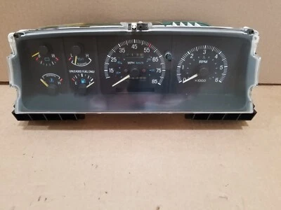 87-91 Ford Pickup Truck Bronco GAS Instrumento Velocímetro Tach Gauge Cluster - Imagem 1 de 4
