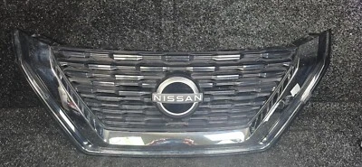 NISSAN ROGUE Grille Radiator Front Upper Silver 62310-6RR0B  2021 2023 OEM - Image 1 of 4
