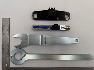 PORSCHE 924S 944 944 TURBO 951 S2 WATER PUMP TIMING BELT TOOL KIT # 1 - Picture 1 of 4