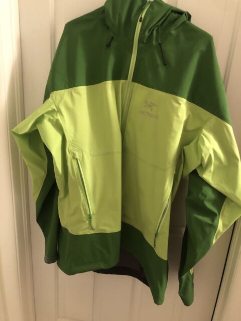 Arc'teryx Nylon Outer Shell Green Coats, Jackets & Vests for Men