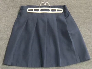 Izod Approved Schoolwear Pleated Front Skirt Girls Size 16.5 Plus Navy Blue - Picture 1 of 3