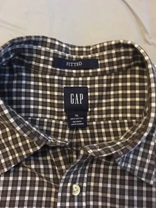 Gap Check Plaid Fitted Button Down Men’s Size XL, Cotton Casual Shirt - Picture 1 of 3