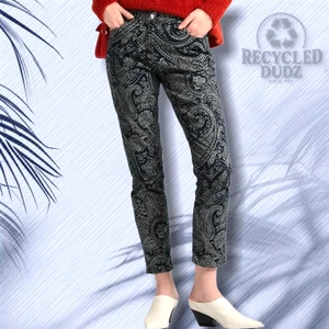 Pantalones de mezclilla recortados ETRO para mujer talla 30 estampado cachemir en azul marino $690 - Imagen 1 de 9