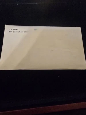 1981 U.S. Mint Set 13 Coins P&D Uncirculated Government Packaging - Image 1 of 4