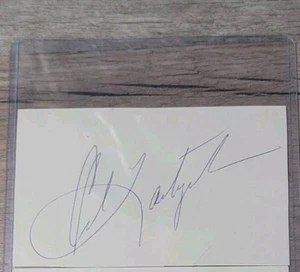 Carl Yastrzemski Signed 3x5 Cut Size Of An Index Card Boston Red Sox Autograph - Picture 1 of 2