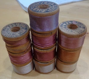 Rare Lot of 10 Vintage "The Warehouse Point", Ct. Wood Spools/Silk Thread - Picture 1 of 7