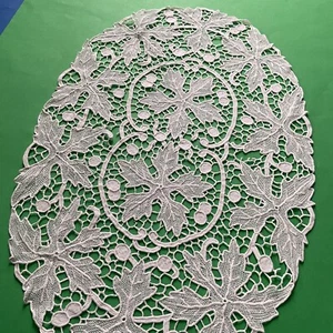 Centrino vintage punto ago ovale 48x32 cm Difetti! cotone bianco - Foto 1 di 16