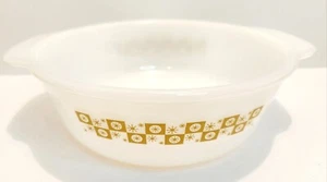🔆 VTG Fire King Gold Star Glow Atomic Casserole Dish 🔆OVEN TO TABLE - 8.25 " - Picture 1 of 8