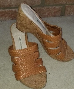 Dana Buchman Women's Wedge Platform Sandals Sz 8.5 MED Tan Woven Cork Heels EUC - Picture 1 of 11
