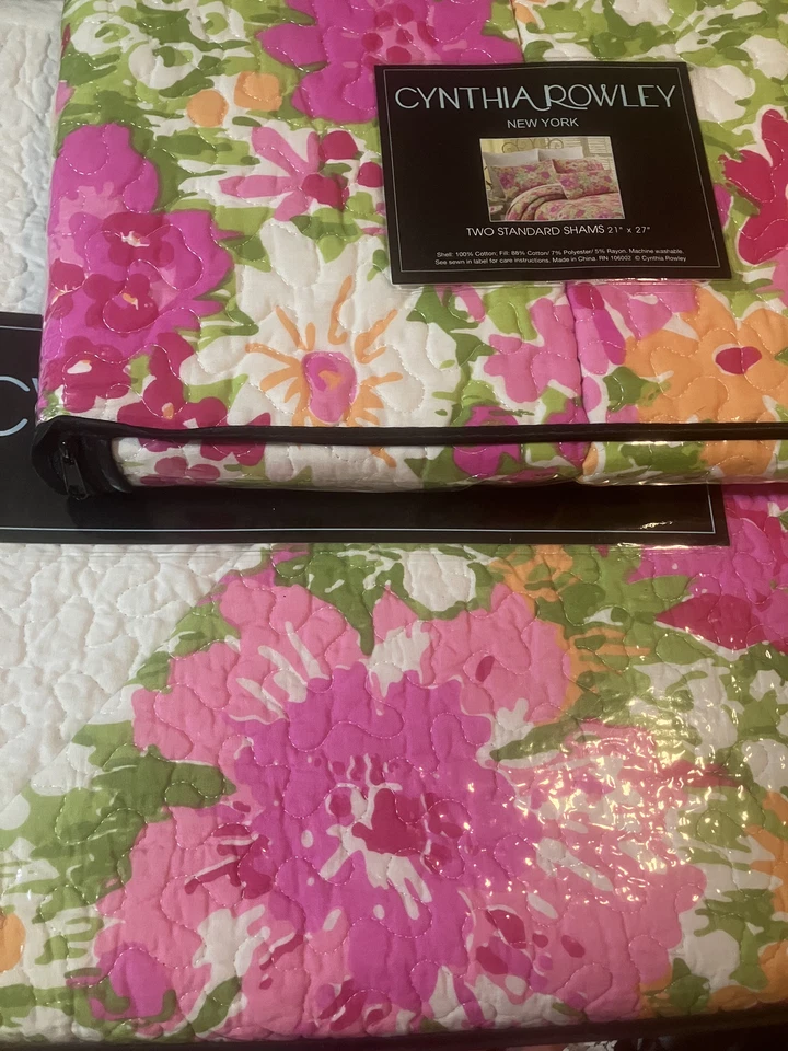 Edredón completo/queen rosa y verde Cynthia Rowley 3 piezas y fundas de almohada estándar Nuevo en paquete Foto 1 de 4