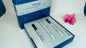Acondicionador de cejas RevitalashEye Defining Trio, rímel voluminizador, imprimación  - Imagen 1 de 2