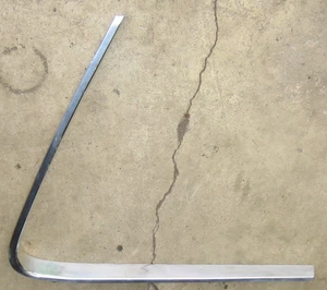1981 Ford Granada Coupe Fox RH Quarter Window Vinyl Roof Edge Trim Used Orig 81 - Bild 1 von 9