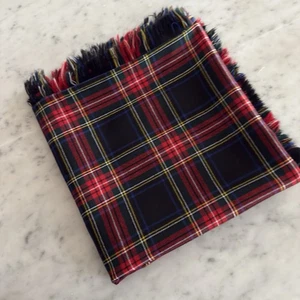 Blarney Woolen Mills Highway, irischer Tartan Wollschal Halstuch 45 Zoll quadratisch rot kariert - Bild 1 von 5