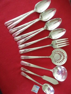 (12) Piezas para servir Rogers plateadas de 1881, Brookwood #13 1950 Foto 1 de 4