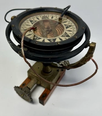 Wood Freeman “Metal Marine Pilot” Marine Autopilot Compass Aug 10 1937 - Image 1 of 4