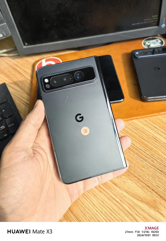 Google Pixel Fold 12+256GB Unlocked Phone - Image 1 of 4