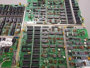 PCB con resistencias de precisión y TL062 TL082 IC - Imagen 1 de 10