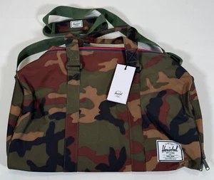 New Herschel Novel Duffel Bag Woodland Camo Multi Zip Classic 42.5L - Picture 1 of 6