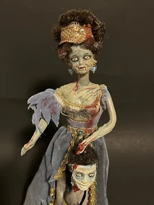 FIGURA BAMBOLA ZOMBIE BARBIE WALKING DEAD HALLOWEEN TWILIGHT ZONE spedizione gratuita OOAK - Foto 1 di 6