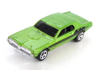 Coche de juguete Hot Wheels 68 Mercury Cougar modelo diecast 2001 Mattel Foto 1 de 4