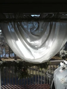 Georgetown Mystique Center Swag Sheer Valance  - Picture 1 of 5
