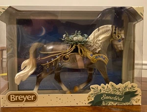 BREYER 700125 SNOWBIRD - 2022 VACACIONES NAVIDAD CABALLO - TROVADOR MORGAN GRIS NUEVO EN CAJA - Imagen 1 de 4