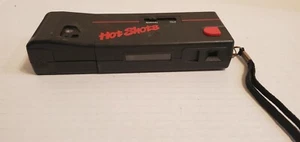 Macchina fotografica vintage Sakar Hot Shots 110 - non testata - Foto 1 di 2