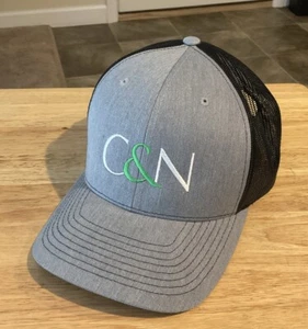 C & N Banking Pennsylvania Herren Netz Druckknopflasche Mütze Kappe grau/schwarz neu ohne Etikett - Bild 1 von 2