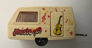 Majorette St. Tropez n. Rimorchio camper caravan giocattolo d'epoca 201 "Musica, Pop" - Foto 1 di 10