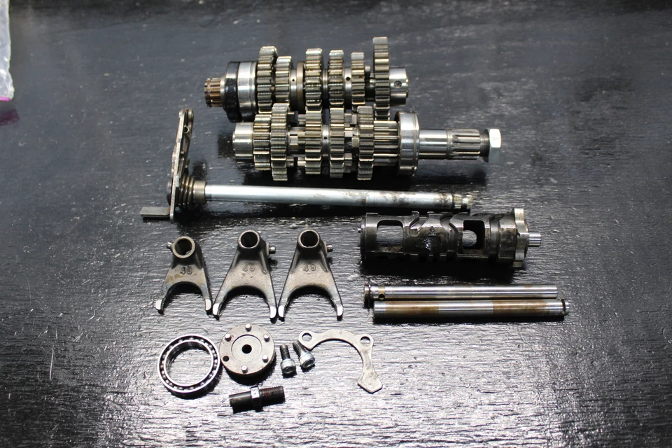 88-07 KAWASAKI NINJA 250R 250 OEM MOTOR TRANSMISIÓN TRANSMISIÓN ENGRANAJES 01 02 03 04 05 Foto 1 de 4