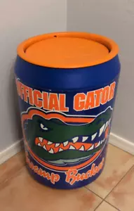 KOOLER KRAFT UNIVERSITY FLORIDA GATORS NCAA GRANDE REFRIGERATORE IN PLASTICA 20" x 11" - Foto 1 di 10