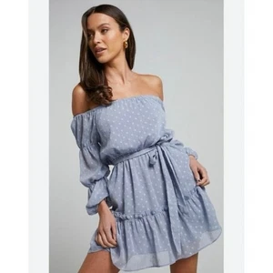 Mini Vestido Showpo Azul Lunares Hombro Descubierto Fiesta Vida Talla 8 Cinturón Usado en Excelente Condición - Imagen 1 de 7