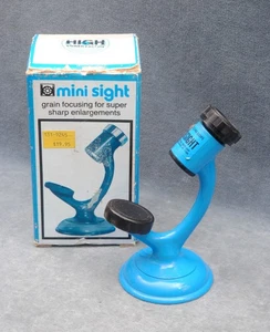 BESTWELL "MINI SIGHT" PHOTOGRAPHIC DARKROOM GRAIN FOCUSER IN BOX WITH COVERS - Picture 1 of 1