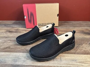 Skechers Womens Go Walk Joy Black Sneakers Shoes 8.5 Wide Fit New In Box Slip On - Picture 1 of 14