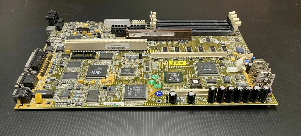 Sun Microsystems 375-0079 Motherboard 270/333/360/400MHz Ultra 5 Ultra 10 - Image 1 of 1