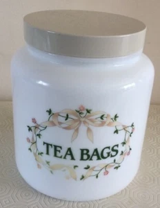 VINTAGE CANDLELIGHT 1980’s Milk White Glass Yes Jar -JOHNSON BROTHERS- FREE P&P - Picture 1 of 6