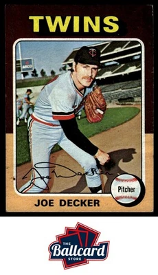 1975 Topps #102 Joe Decker mini - Image 1 of 2