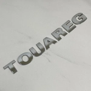 2004-2010 Volkswagen Touareg V6 Emblem Badge Letters Rear Tailgate B3301 Chrome - Picture 1 of 12