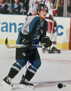 FOTO 8x10 firmada autografiada por TEEMU SELANNE SAN JOSE SHARKS CERTIFICADO DE AUTENTICIDAD BAJO BQ26031 - Imagen 1 de 1