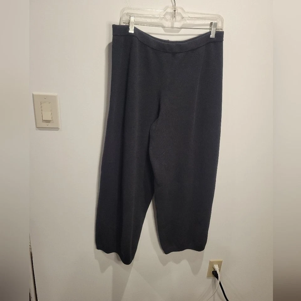 Pantalón Joan Vass talla 2 gris confort tejido recortado. Pequeño defecto Foto 1 de 4