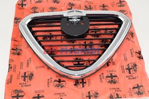 Gitter Verkleidung Vorderseite Scudo ALFA ROMEO 164 1986 => 1993 60509929 - Picture 1 of 2