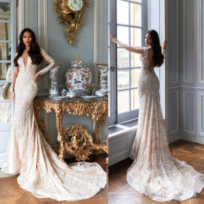 Brautkleid Meerjungfrau mit Perlen,V-Ausschnitt, Hochzeitskleid Weiß, Prinzessin - Bild 1 von 4